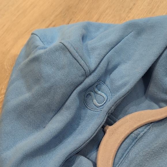 Lululemon Athletica Aero Blue Scuba Hoodie - Picture 7 of 13